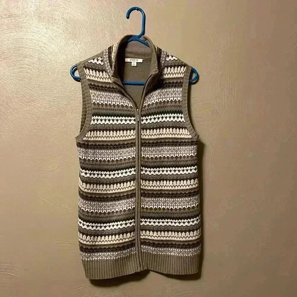 Liz Clairborn Small Sweater Vest - Picture 1 of 3